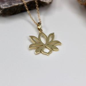 14K Gold Lotus Flower Necklace 16"-18" - Jaelyn Jewelry Co.